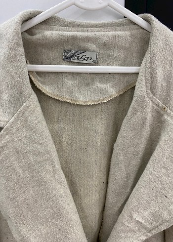 Krem  Uzun Düğmeli Kaban - Görsel 3