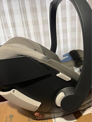 Cybex aton 5 ana kucağı/puset/puset aparatı ile birlikte
