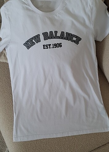 New Balance New balance orjinal beyaz tshirt 