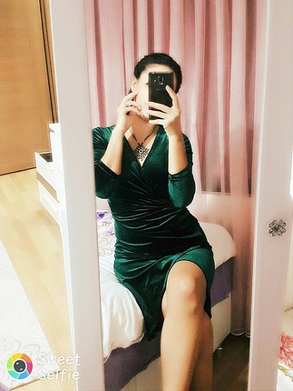 yeşil elbise