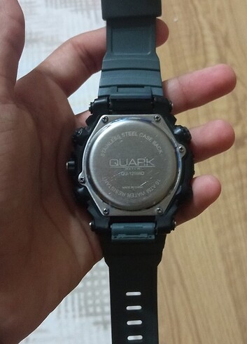 Quark saat