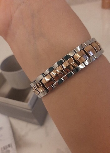 Beden GUESS COLLECTİON SAAT
