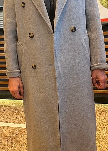 Gri çift düğmeli uzun kaban kaşe manto - Görsel 5