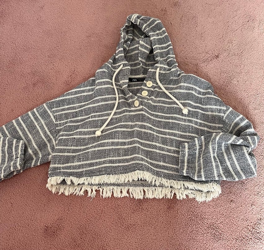 Gri Çizgili Şort- Üst takım XS bedendir - Görsel 3