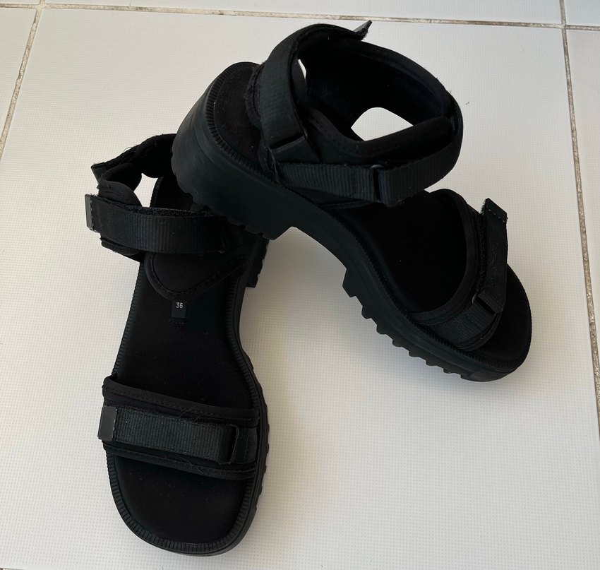 Siyah Platform Topuklu Kadın Sandalet - Görsel 3