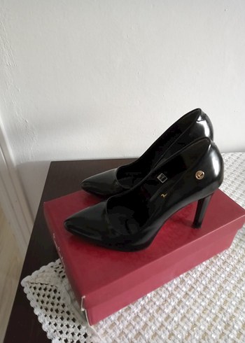 Pierre Cardin Klasik Siyah Stiletto Topuklu Kadın Ayakkabı