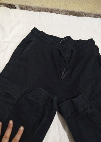 Siyah Kemerli Rahat Kesim Erkek Pantolon - Görsel 5