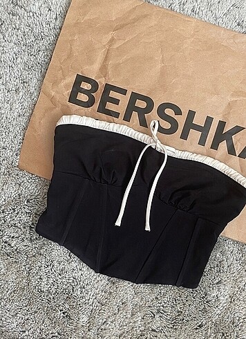 Berska bustiyer