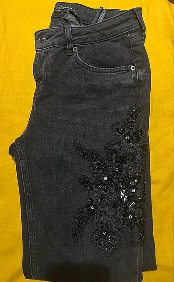 Orjinal zara siyah işlemeli kot pantolon