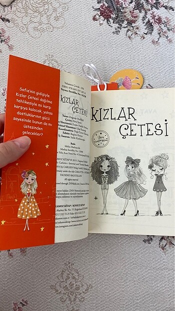 Kızlar Çetesi5 kitabı ve ayracı