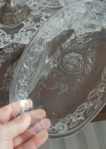 Nakışlı Beyaz Gri Cam Servis Tabakları - Görsel 5