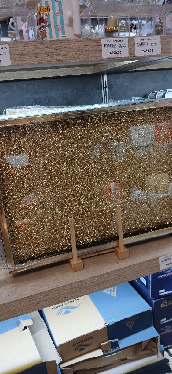 Altın Renkli Parlak Çerçeve - Görsel 3