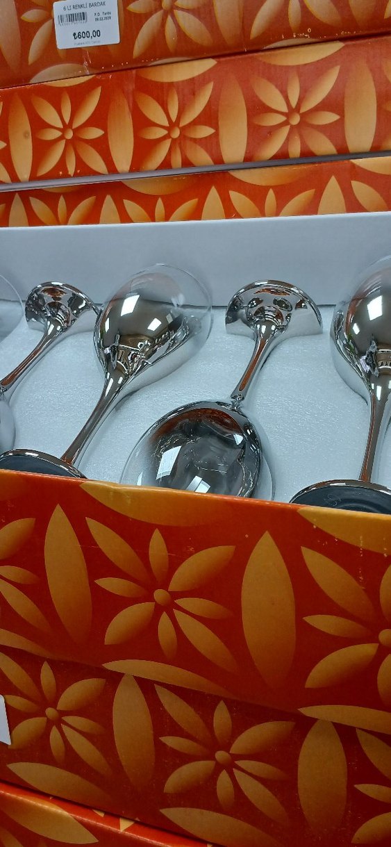 Bej Renkli İnce Cam Kadeh - Görsel 3