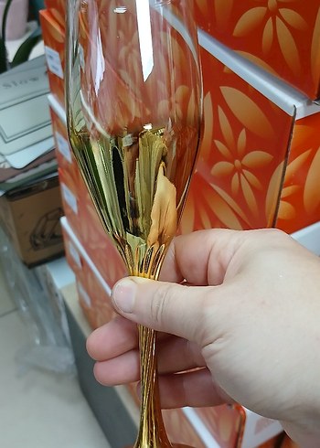 Altın Renkli İnce Kadeh - Görsel 3