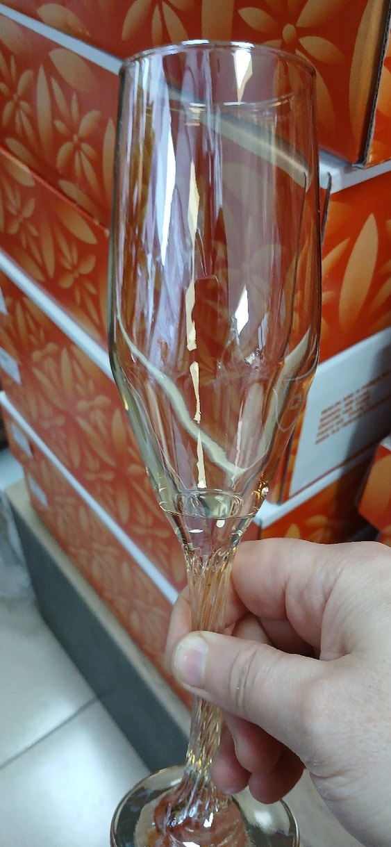 Altın Renkli İnce Kadeh - Görsel 5