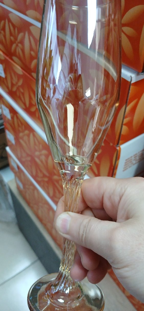 Altın Renkli İnce Kadeh - Görsel 4