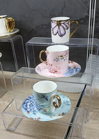 Pastel Çiçekli ve Altın Kulplu Fincan Seti - Görsel 2