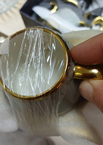 Beyaz ve Altın Detaylı kuğulu fincan takımı - Görsel 2