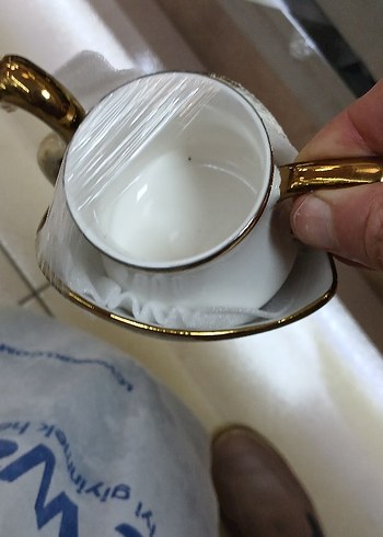 Beyaz ve Altın Detaylı kuğulu fincan takımı - Görsel 6