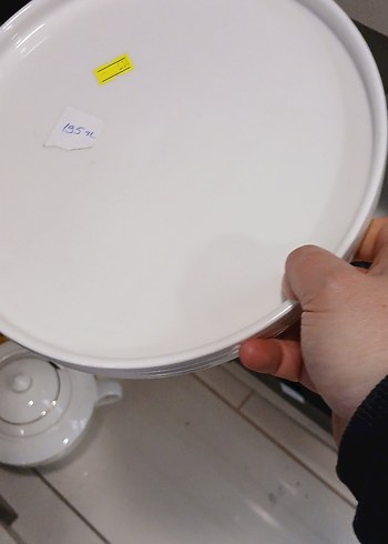 Beyaz Dalgalı Kenarlı Porselen Tabak - Görsel 6