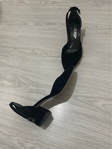 37 Beden siyah Renk Yarı açık sivri burun topuklu ayakkabı süet