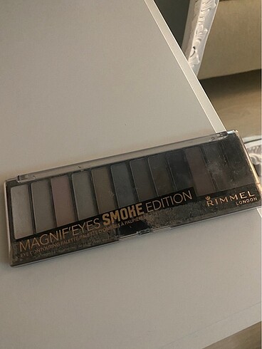 Rimmel London Rimmel London far paleti