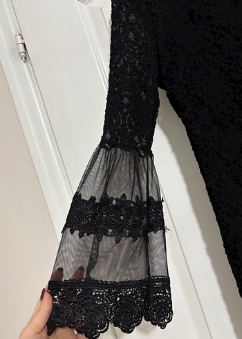 Siyah Dantel Uzun Kollu Gotik Ofis Elbisesi - Görsel 3