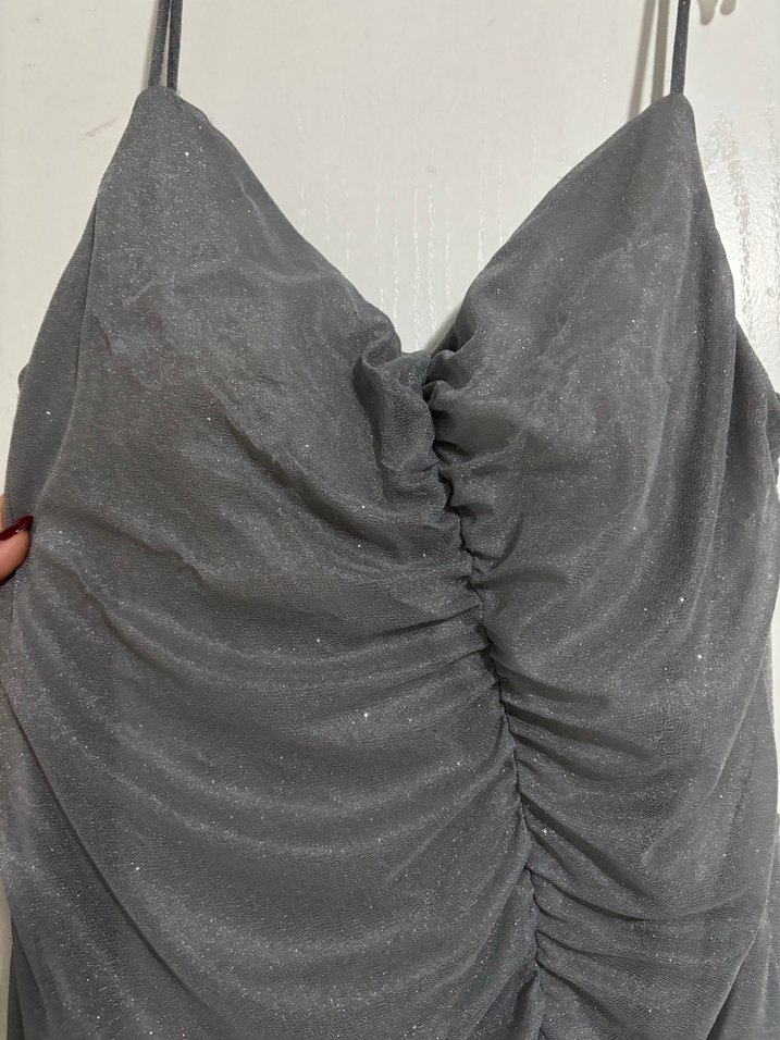 Uzun gri Drapeli V Yaka Kadın Abiye Elbise - Görsel 3