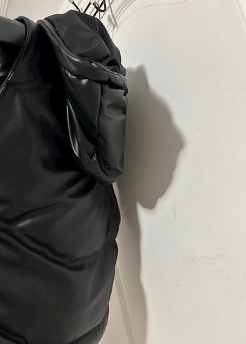 Siyah Deri Kısa Fermuarlı Kadın Yelek - Görsel 3