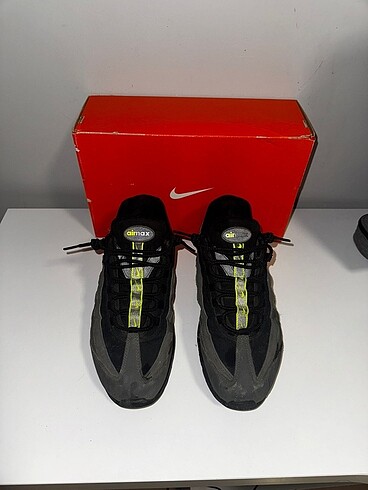 44 Beden gri Renk Nike airmax 95