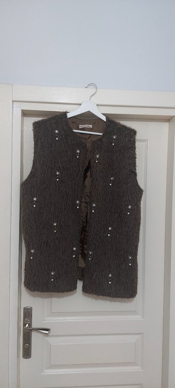 Kahverengi Kürklü Nakışlı Kadın Yelek - Görsel 2