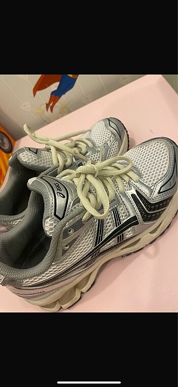 Asics spor ayakkabı