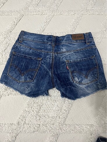 Levis Orijinal levis şort
