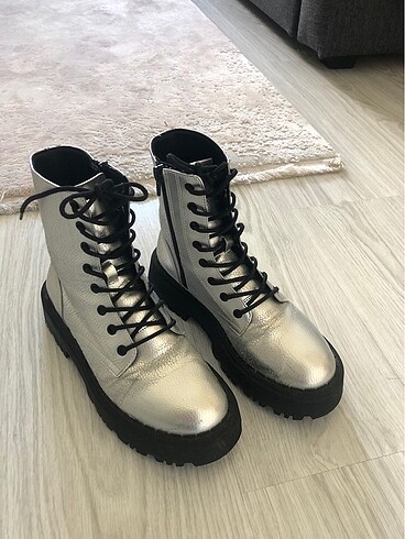 Zara gümüş ayakkabı