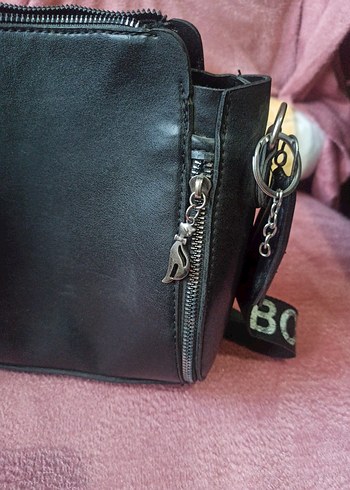 Siyah Deri Gotik Fermuarlı Kadın Çanta - Görsel 2