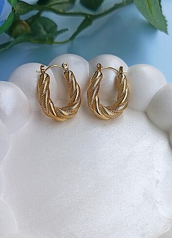 Accessorize Çelik Gold Kaplama kalın burgu Küpe 