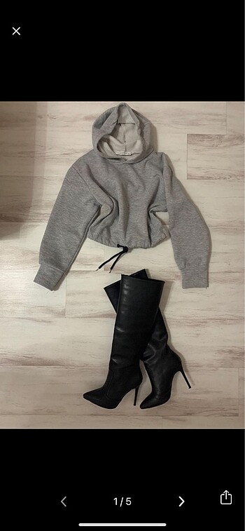 Zara Sweatshirt