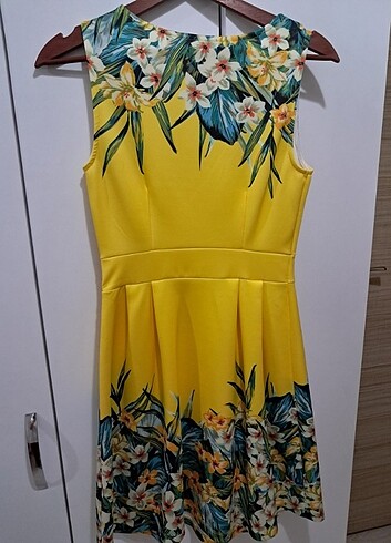 Sarı elbise - Görsel 2