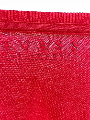 universal Beden çeşitli Renk Guess T-shirt %70 İndirimli.