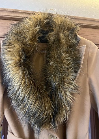 Kürk Yaka Camel Rengi Kaban - Görsel 3