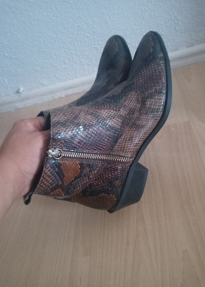 Sadece bir defa giyildi - Görsel 3