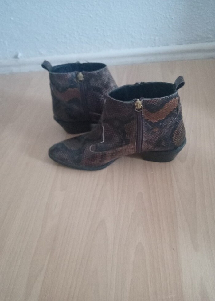 Sadece bir defa giyildi - Görsel 4