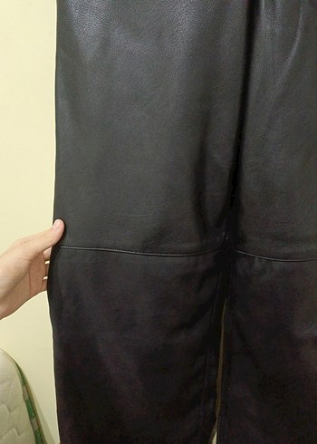 Kadın Siyah Deri Midi Pantolon - Görsel 2