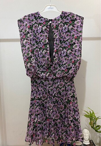 Çiçekli mini elbise - Görsel 4