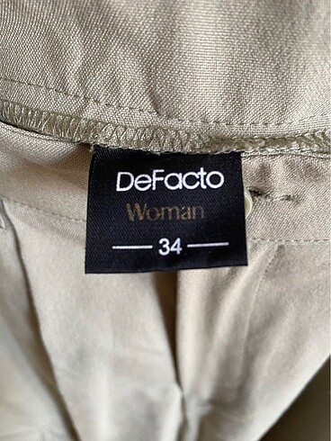 Cepli yeşil pantolon - Görsel 3