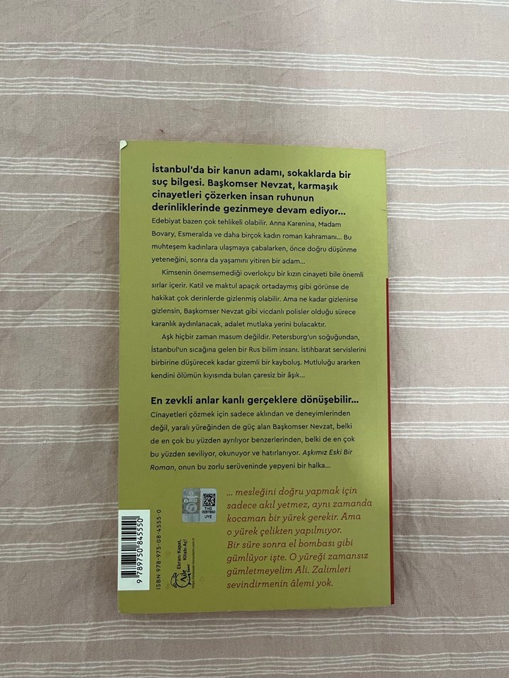 Ahmet Ümit - Aşkımız Eski Bir Roman - Görsel 2