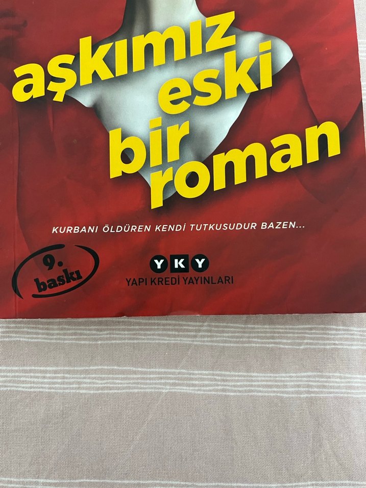 Ahmet Ümit - Aşkımız Eski Bir Roman - Görsel 4