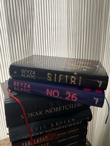 Beyza Alkoç Sıfır ve No 26 kitapları