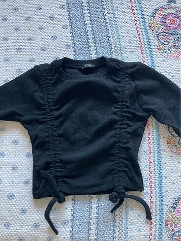 siyah büzgülü crop