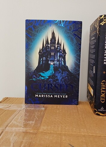 Marissa Meyer, cursed, gilded